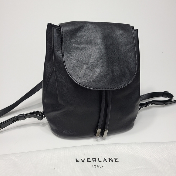 Everlane Handbags - Everlane The Petra Backpack Italian Leather Bag